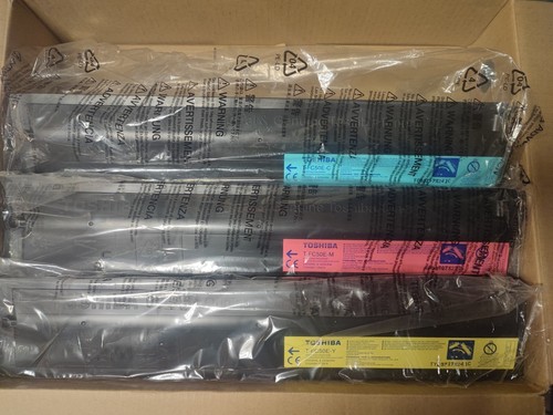 Lot toners toshiba - lot,