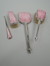 George V Vanity Ensemble