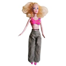 Mattel Barbie articulée débardeur rose pantalon vert chaussures TBE mode ville