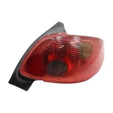 Feu arriere principal droit