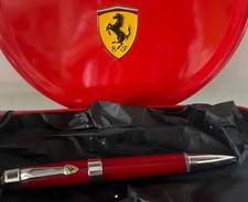 Stylo bille rouge ferrari - À,