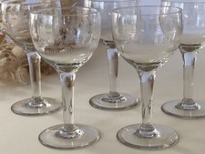 5 anciens verres vin blanc
