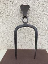 Ancien croc de jardinage / Fer forgé / Pioche / Jardin / Outils anciens