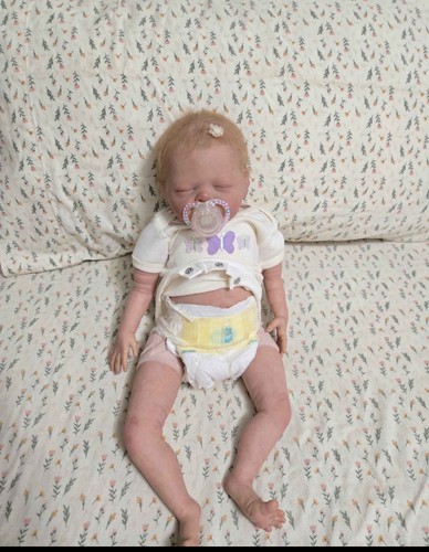 Authentic reborn doll - authentic,