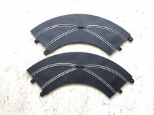 Lot de 2 rails courbes CROISEMENT 90° SCALEXTRIC SPORT C8203