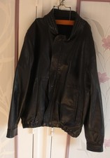Blouson en cuir noir unisexe taille  44  années 80 vintage  biker redskins TBE