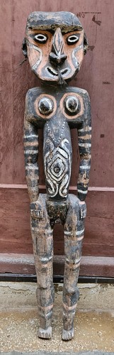 Statue iatmul moyen sepik - moyen, de