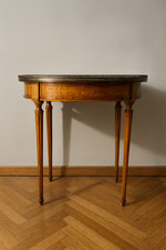 Table bouillotte style Louis XVI en marquéterie