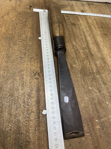 Old tool outil ancien ciseau - old,