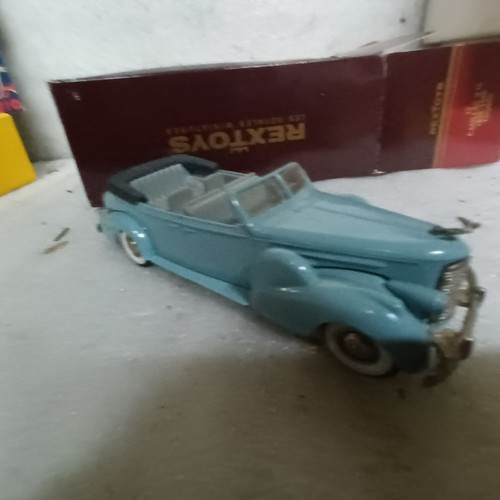 Rextoys ref cadillac 16 - v,