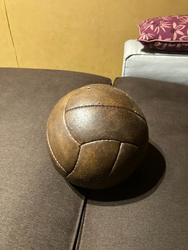 Ballon foot vintage cuir - de,