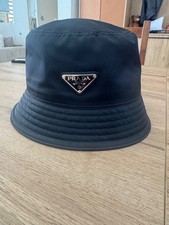 prada bob taille s noir très
