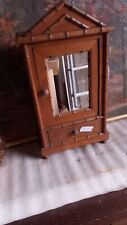 Ancienne , et belle armoire de poupée bambou