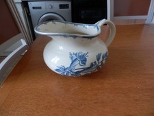 ANCIEN BROC DE TOILETTE FAIENCE DE GIEN OISEAUX MOUCHE ANNEE 1873