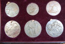 (FR1) Ancien Coffret en velour avec 6 Médailles SNCF Cheminots, Envoi France uni