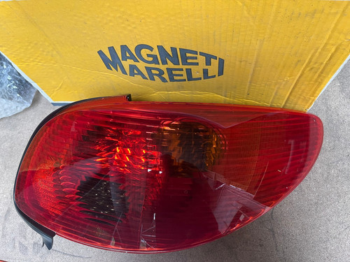 Peugeot 206 dep 03 - peugeot, feu