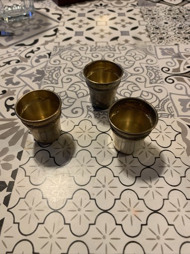 Petits verres liqueur - à,
