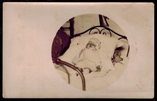 Cpa Carte Photo mortuaire RPPC Post Mortem bébé sur son lit de mort del537