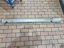 Mercedes W124 C124 Bas De Caisse Droit 1246901240 Coupé 702 Argent Fumé