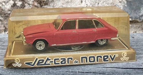 Voiture miniature renault - 1/43,