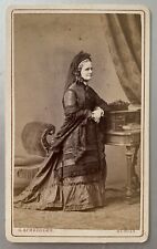 Cdv Femme Élégante Robe Et Coiffe, Famille Royale Russe ? G. Schroeder à Dublin