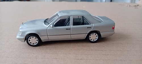 Herpa mercedes benz - mercedes,
