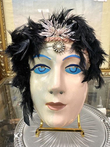 Ancien masque vénitien unique