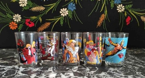 Lot verres à - à, moutarde