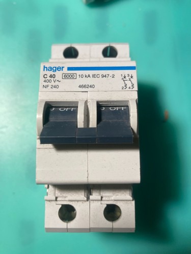 Disjoncteur 400v hager - disjoncteur,