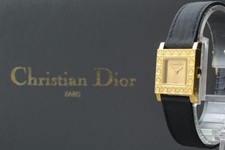 Montre à quartz femme