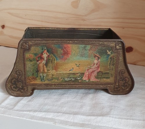 Boîte métallique ancienne - métallique,