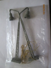 N° 2 deux lampadaires jouef