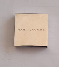 PARFUMS MARC JACOBS  CONCRETE PARFUM SOLIDE  EN METAL ARGENTE