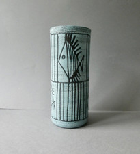 vase en céramique signé