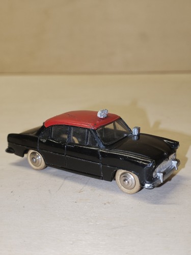 Voiture dinky toys simca - voiture,