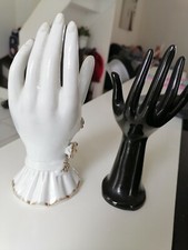  2 Baguier  Main porte bagues Vintage  blanc noir  diff tailles 1970 