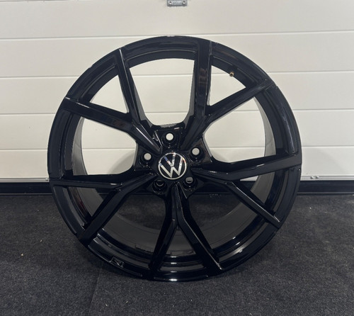 Golf gti 19 pouces - 8,