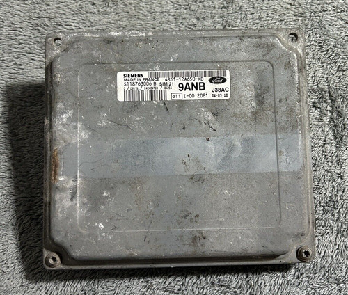 Calculateur moteur ford fiesta - moteur,