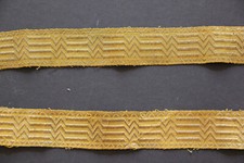 Galon ancien. Fils d'or et d'argent.