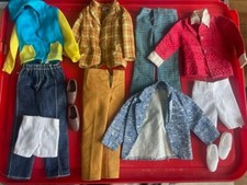 Vêtements  pour Ken  des années 70 de la marque Mattel
