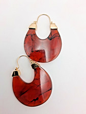 boucles d'oreilles en acier