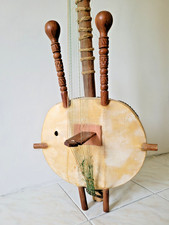 KORA. HARPE AFRICAINE. GUITARE . Instrument de musique