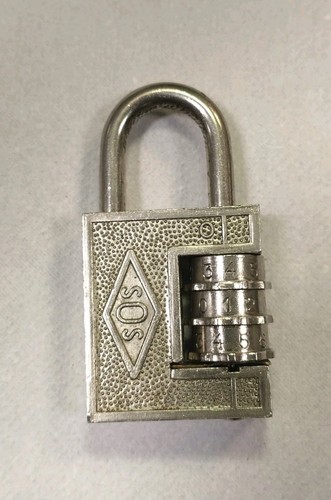 Sos ancien cadenas à - n°,
