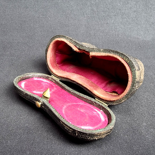 étui jumelle opéra - jumelle, vintage