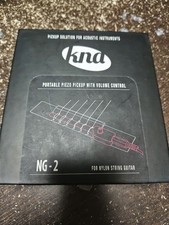 Micro guitare classique KNA