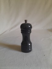 Ancien Joli Poivrier En Marbre