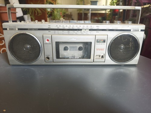 Sanyo 7700k radio cassette - sanyo,