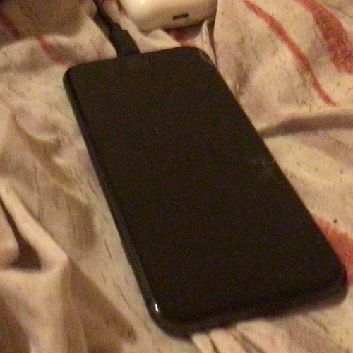 Apple iphone 5gb - iphone, 5.5gb