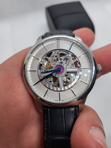Montre perrelet first class - first,