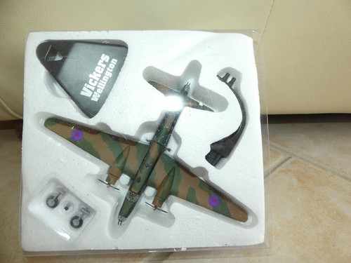 Avion bombardiers vickers - avion,